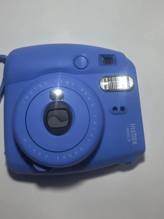 Fujifilm Instax Mini 9 Instant Camera - Blue - Picture 3 of 5